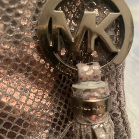 Limited Edition Michael Kors Gunmetal Metallic Cosmetic Clutch Bag - Picture 3 of 15